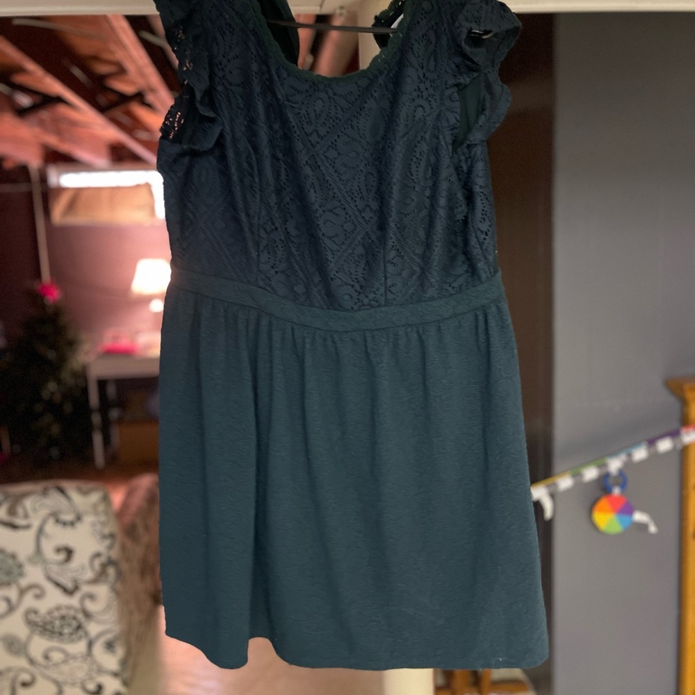 Elegant Lace Overlay Dress in Dark Green